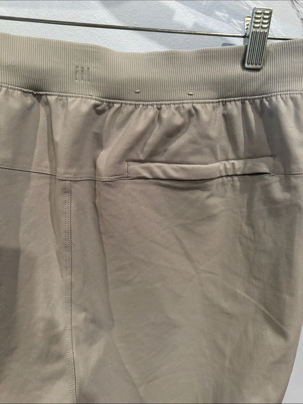 Lululemon Men's ABC Joggers Beige Men’s 33”